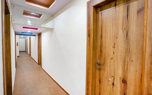 Fabhotel Babas Residency