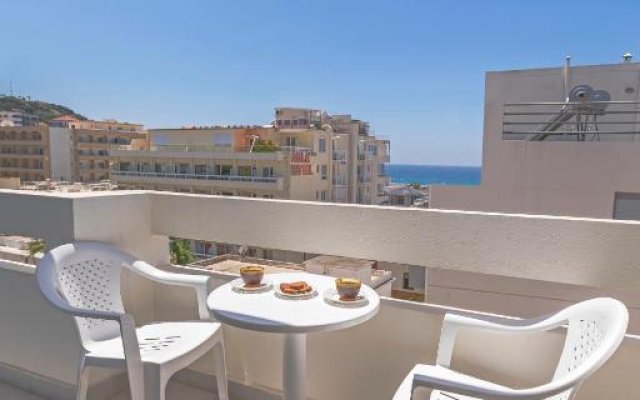 3- Sea view luxury suite in the center of Rhodes!