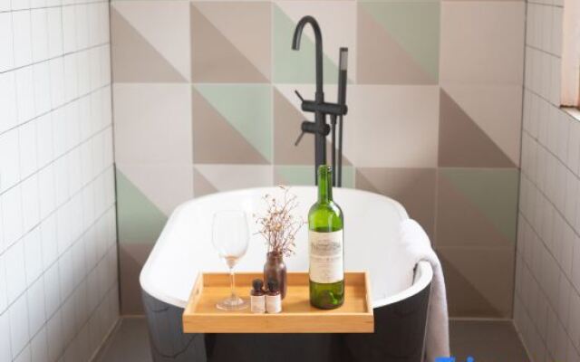 Yiye Yisu Shangpin Hostel