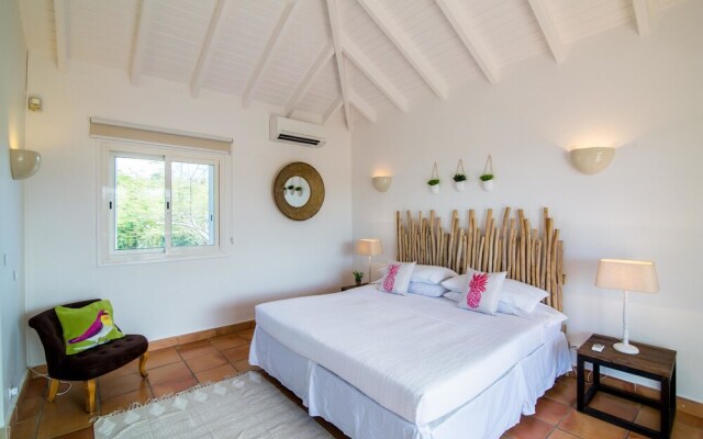 Walk to the Beach, Pool, AC, Free Wifi, Concierge Service, Near Shops, Restaurants — фото 3