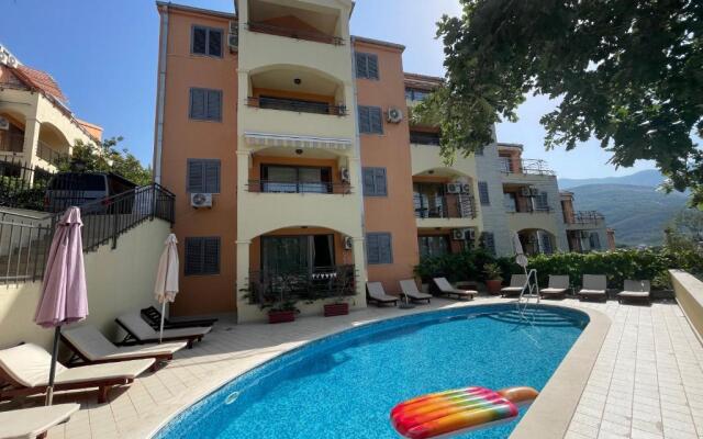 Apartment "Glücks-Griff" im Bečići Sunset, B1L1
