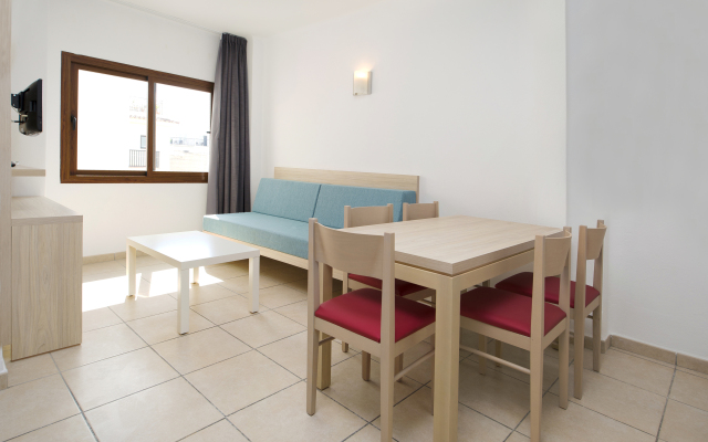 Apartamentos Tramuntana