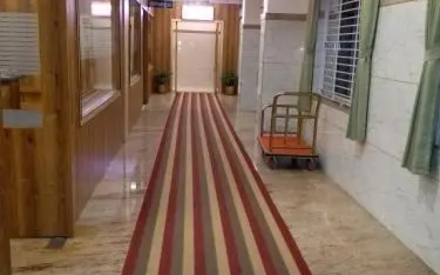 Hotel Ambika International Byndoor
