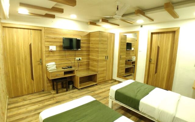 Hotel Tilak