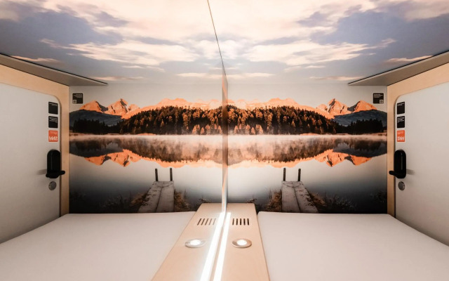 Capsule Hotel - Zurich Airport