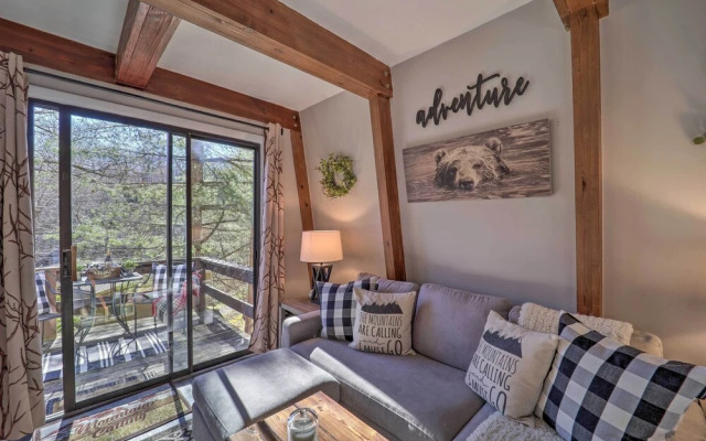 2 Mi to Dtwn: Banner Elk Mtn Townhome w/ Deck!