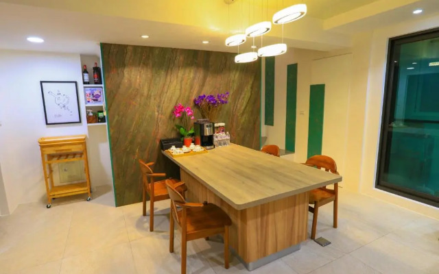 Yijia B&B