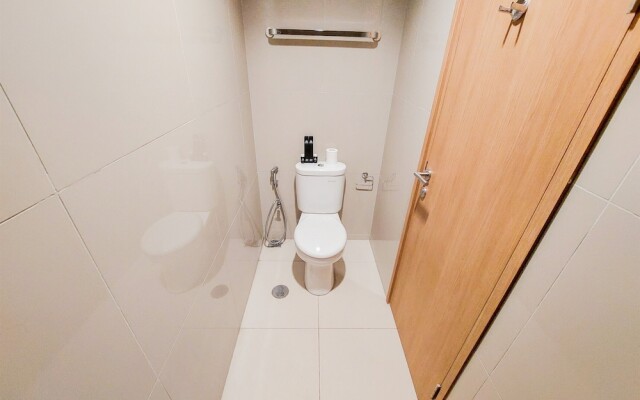 Nice And Modern Studio At Tree Park City Cikokol Apartment