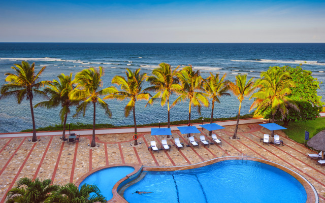Sea Cliff Hotel