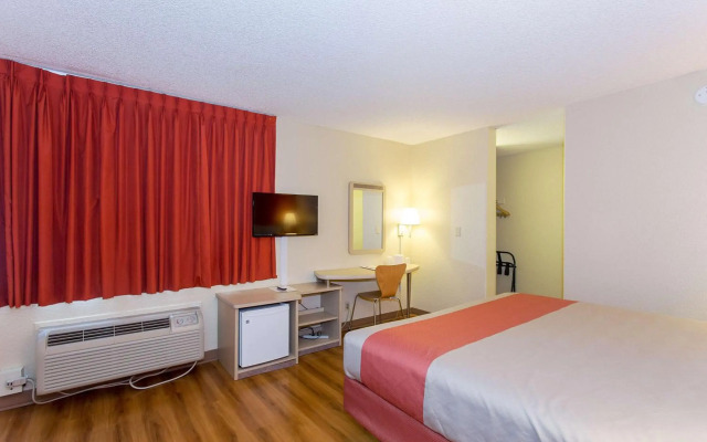 Cathedral Hill Hotel