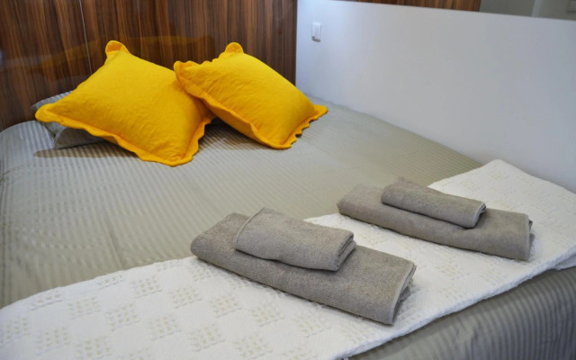 Modern Cozy Studio - Portas Do Sol