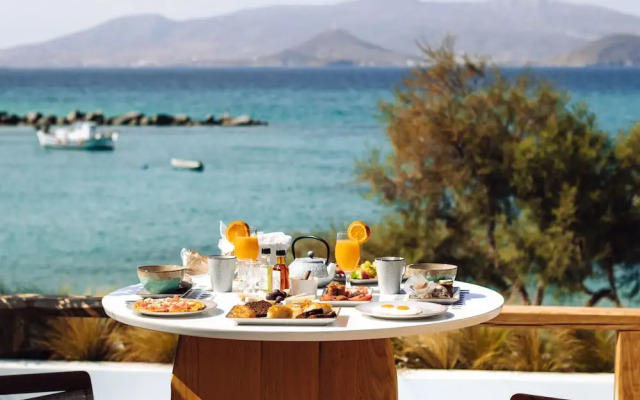 Avgoustos Suites - Adults only