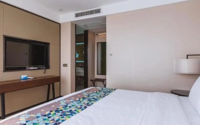 Vyluk J Hotel Guiyang Railway Station