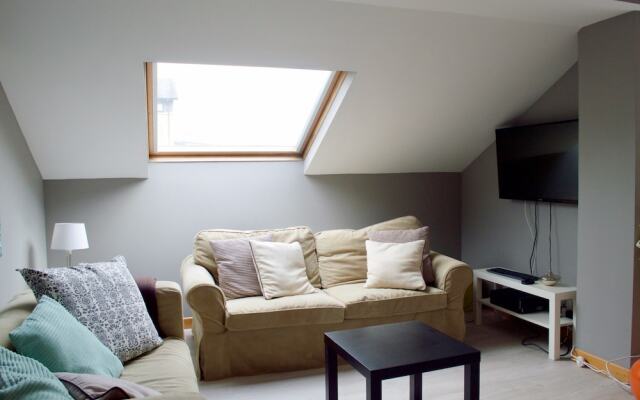 1 Bedroom Apartment With Balcony