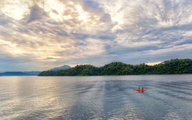 Gayana Marine Resort