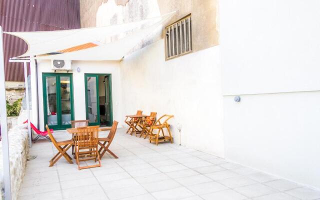 Liiiving in Porto - Invictus Bolhão Garden