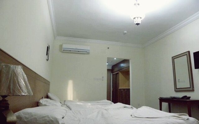 Hana Hariry Hotel