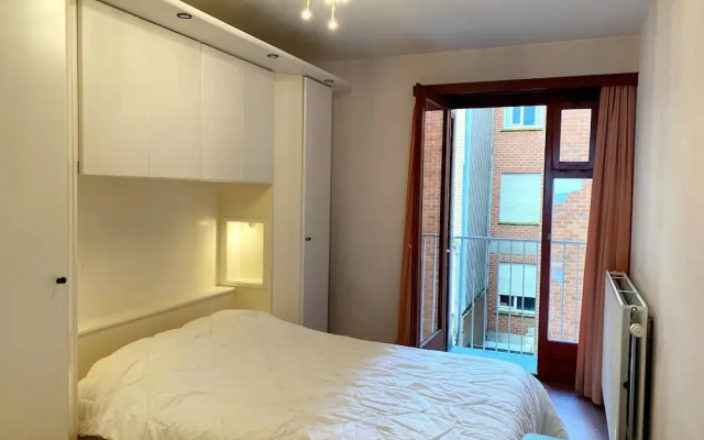 Chic Urban Seaside Apartment