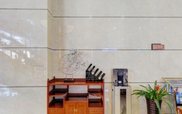 Tianqiyuan Business Hotel