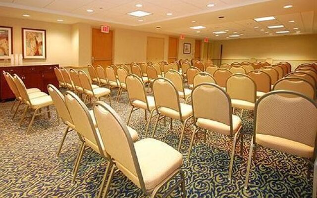 Comfort Inn Warwick Airport