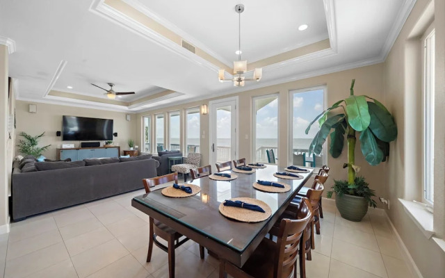 Blue Marlin Bayfront Retreat