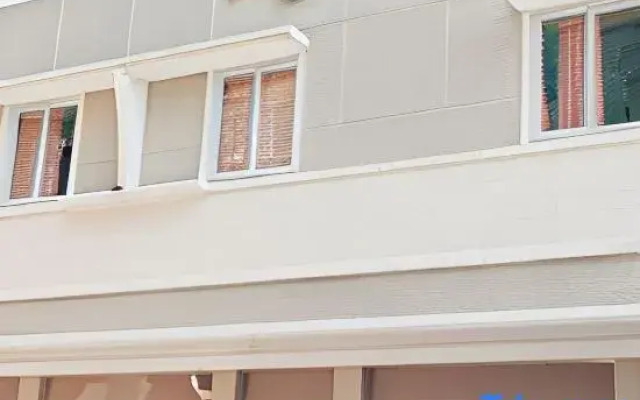 Nyenyak Inn Senayan | Benhil