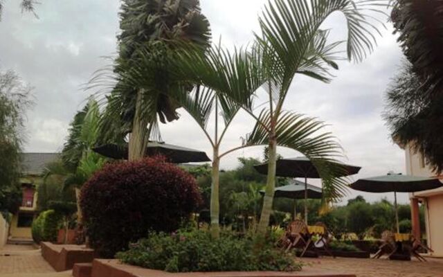 Biyem Hotel