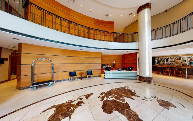 Estanplaza Funchal - Faria Lima