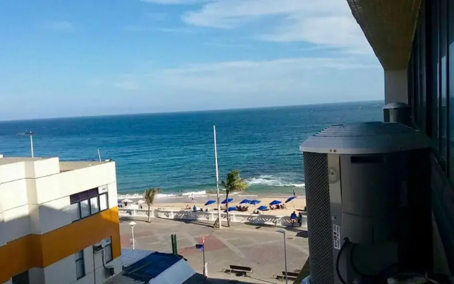 Flat na Avenida Oceanica