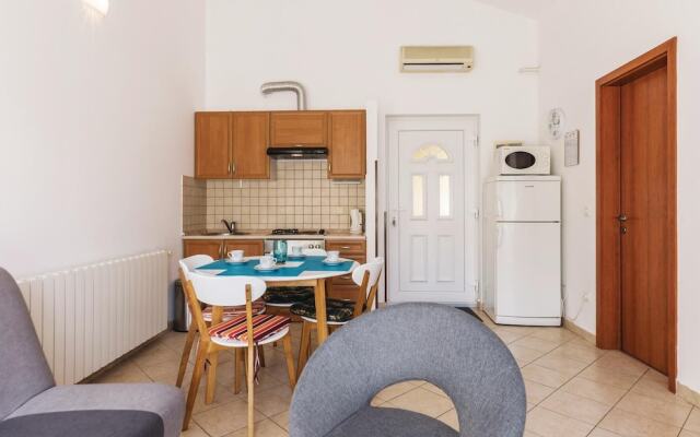 Awesome Home in Banjole With Wifi and 1 Bedrooms