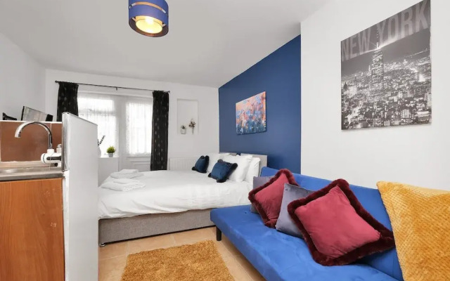 Argyll Rooms Self-Contained Studio with En-Suite