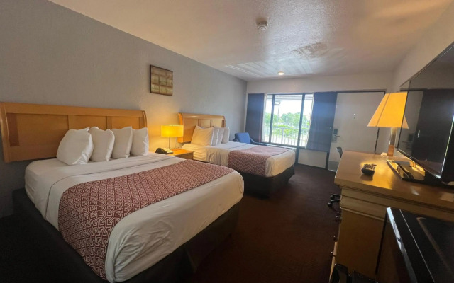 Garden Inn Homestead
