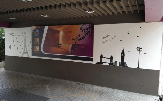 Windmill Fashion Hotel