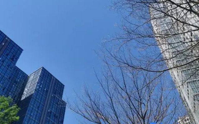 Sina International Apartment (Guangzhou Luogang Agile Plaza Shuixi Metro Station)