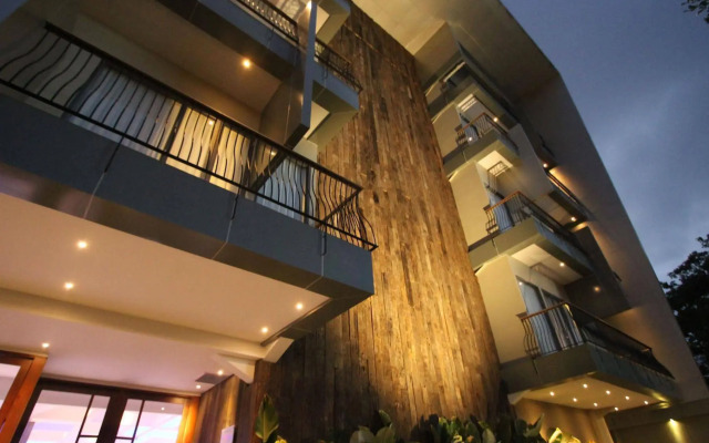 The 1O1 Bandung Dago