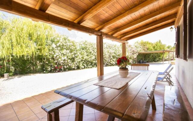 Villa Porticciolo In Alghero With Large Garden For 6 Guests