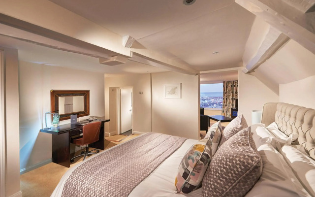 La Fregate Hotel