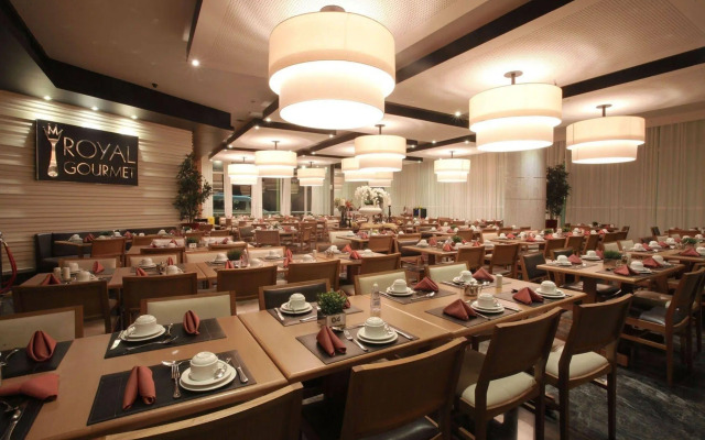 Royal Macaé Palace Hotel