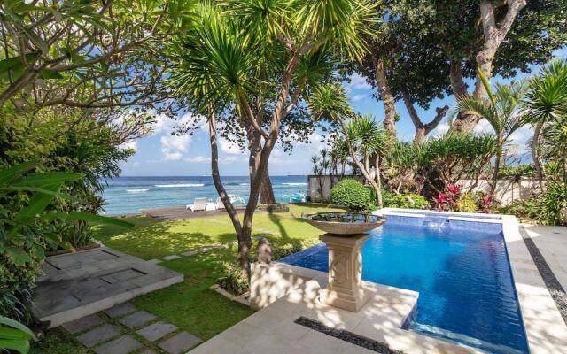 Villa Pantai by Villa Finder