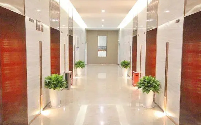 Celebrity Art Hotel (Zhengzhou Zhengxuhui Hi-tech Cyberport)