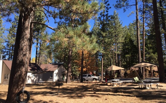 Lakewood Cabins