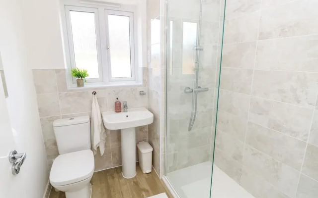 25 St. Benedict Road