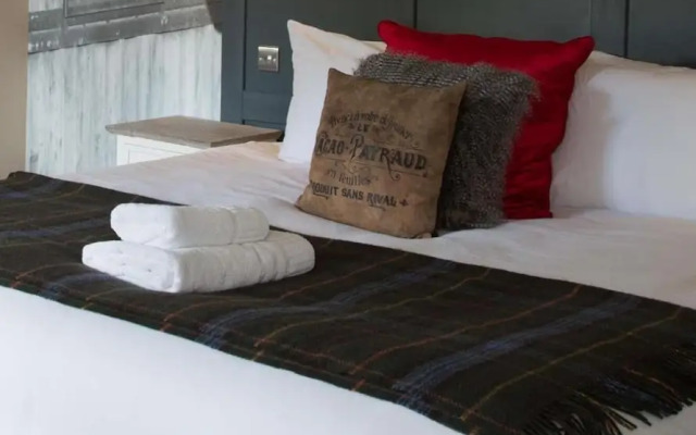 The Evenlode Hotel