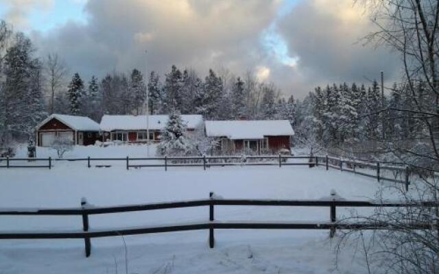 Haga gård och Stall
