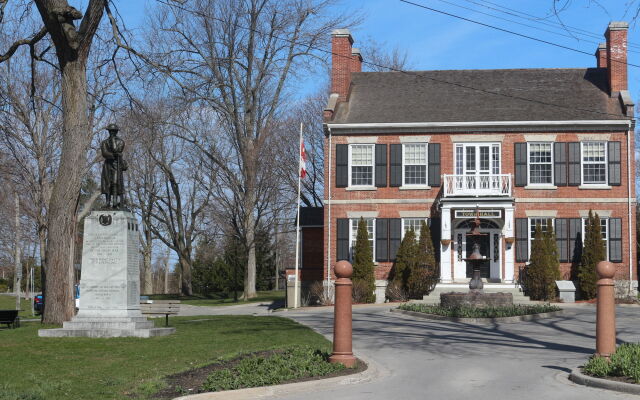 Sleepy Hollow Bed & Breakfast