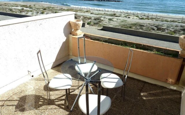 Charmant Appart Vue Mer pieds dans l'eau