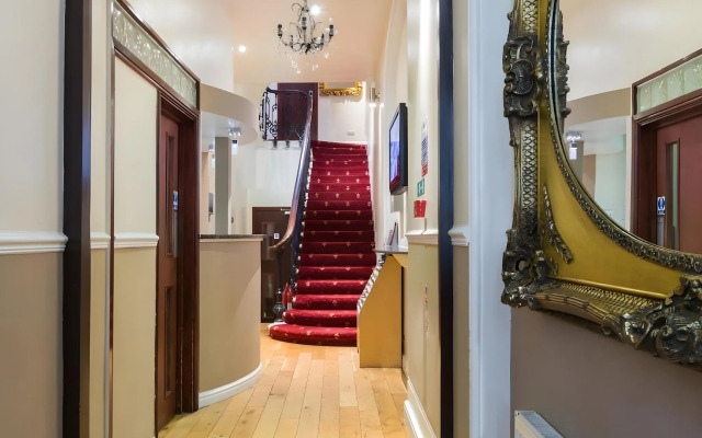 Notting Hill Gate Hotel