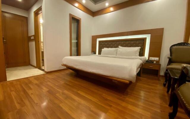 Hotel Highland By DLS Hotels