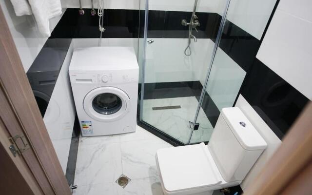 Leo Group Apartment 20-06 Elegance Batumi