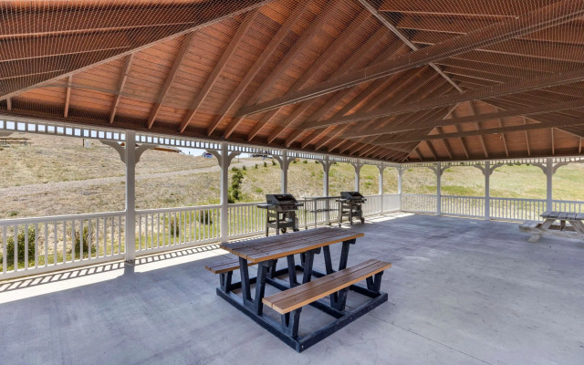 Comfort Inn & Suites Gateway to Glacier National Park